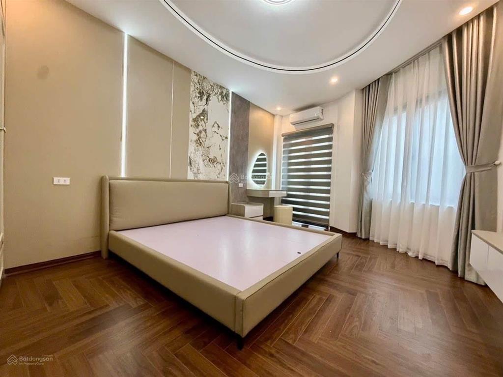 Bồ đề long biên | ô tô vào nhà thang máy mặt tiền vip nhà mới đẹp