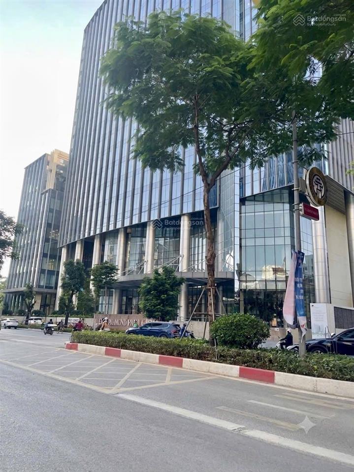 Láng hạ phân lô vỉa hè ô tô đỗ 24/7 6 tầng thang máy
