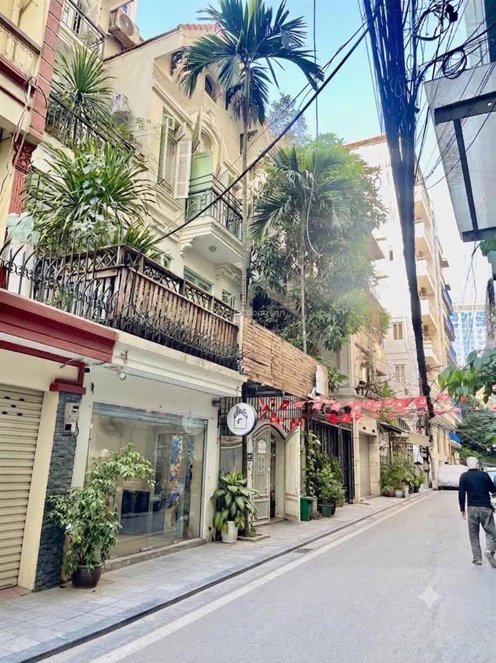 Láng hạ phân lô vỉa hè ô tô đỗ 24/7 6 tầng thang máy