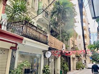 Láng hạ phân lô vỉa hè ô tô đỗ 24/7 6 tầng thang máy
