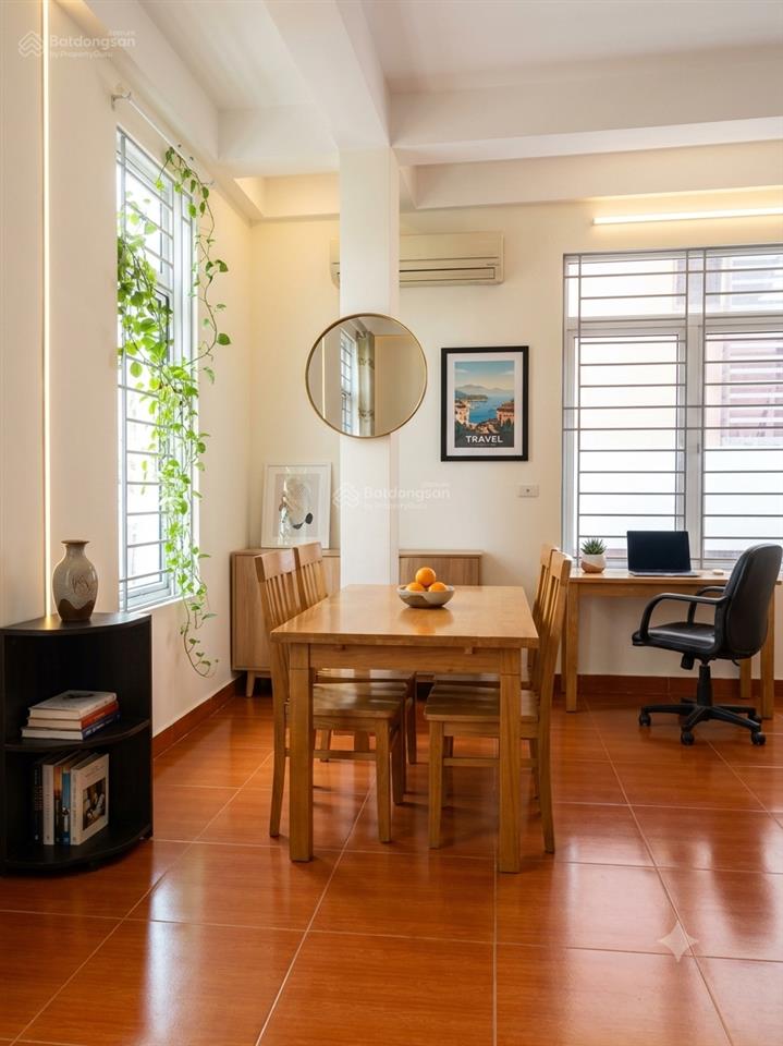 Nhà đẹp dân xây 3 mặt tiền 20m ra hồ tây ô tô đỗ cửa  ở đẳng cấp nguyễn đình thi