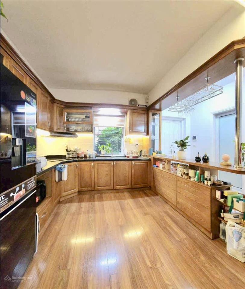 Căn hộ trung tâm phố cổ hoàn kiếm 70m2 2pn  full nội thất nhỉnh 6 tỷ