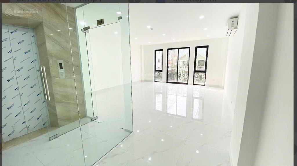 Cho thuê văn phòng mặt đường trần bình giao nguyễn hoàng 40m2 giá 8tr8.  0332 017 ***