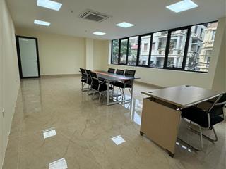 Cho thuê văn phòng hoàng quốc việt  cầu giấy 60m2 giá 13tr/tháng,  0332 017 ***