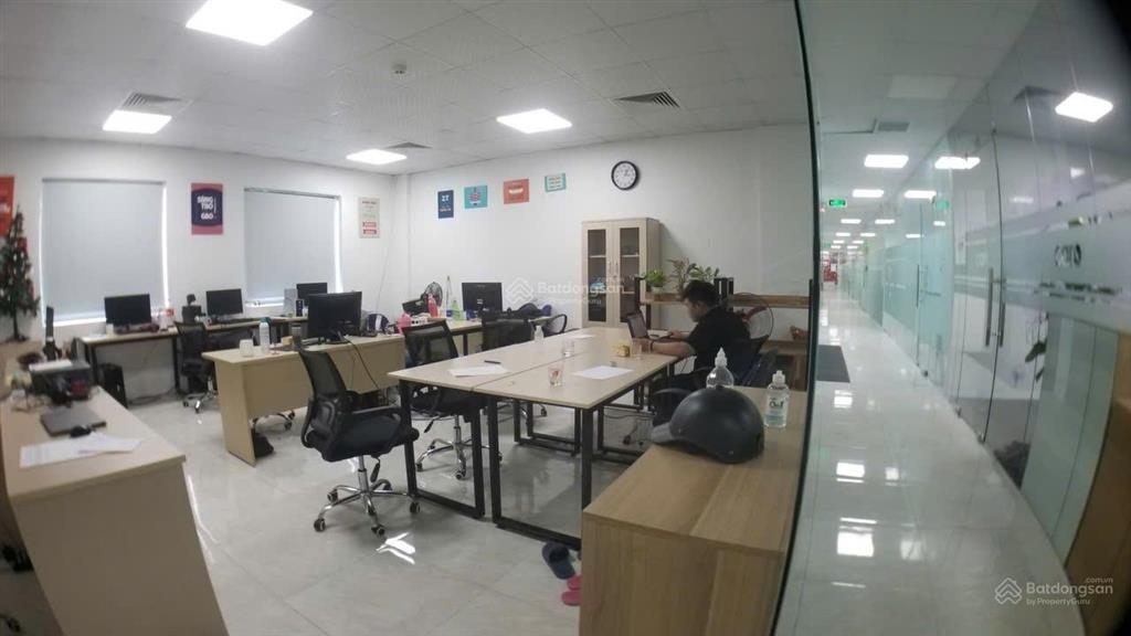 Cho thuê văn phòng phố duy tân  thành thái, diện tích 90m2 giá thuê 18tr5/tháng  0332 017 ***