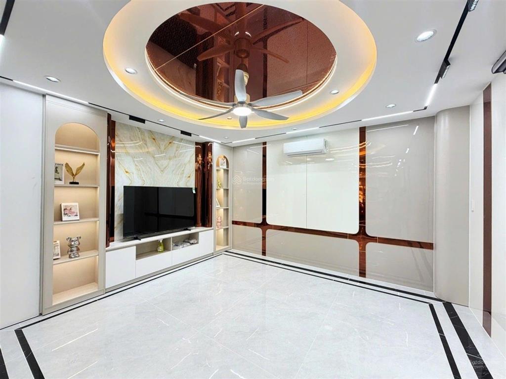 Nhà mới  lê văn quới  5x14m  6 tầng  thang máy  chào nhỉnh 12 tỷ (tl)