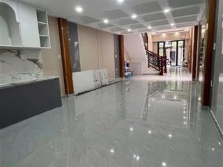 Mtkd ngay lũy bán bích bàu cát 94m2 4 tầng chào chỉ 14 tỷ ( tl)