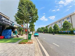 Bán nhà ngay aeon mall tân phú 60m2(4x15) 4 tânghẻm xe hơi chào chỉ 8 tỷ ( còn tl)3028020bbtt