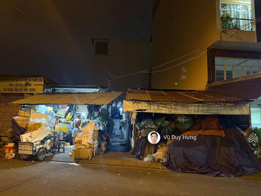 Bán nhà mt đỗ thừa luông, p tân quý, q tân phú, dt 10x18m, 2t đang cho thuê 20tr/th, giá 25 tỷ