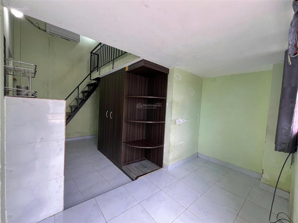 Cho thuê phòng ban công, gác siêu rộng ngay chợ thạch đà giá 4tr/tháng 40m2