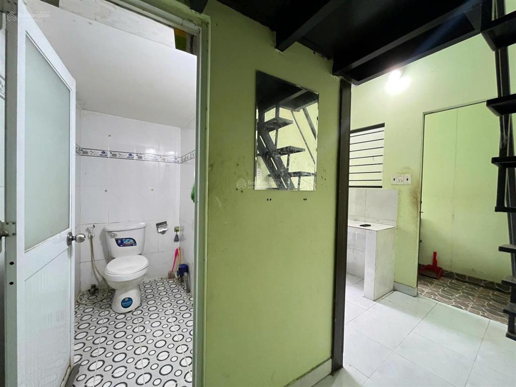 Cho thuê phòng ban công, gác siêu rộng ngay chợ thạch đà giá 4tr/tháng 40m2
