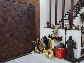 Mặt đường nguyễn văn trỗi. mỗ lao. hàng xóm làng việt kiều châu âu.