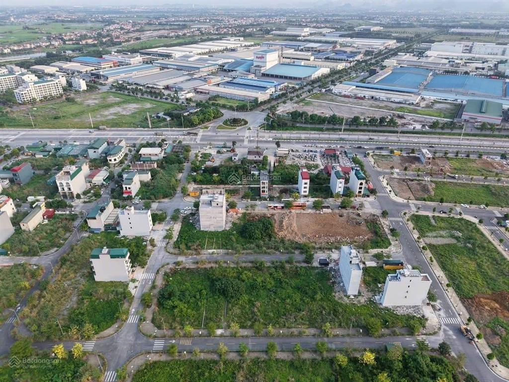 Khu đô thị đại cương em còn nhiều vị trí đẹp giá đầu tư. giá chỉ từ 3 tỷ.
