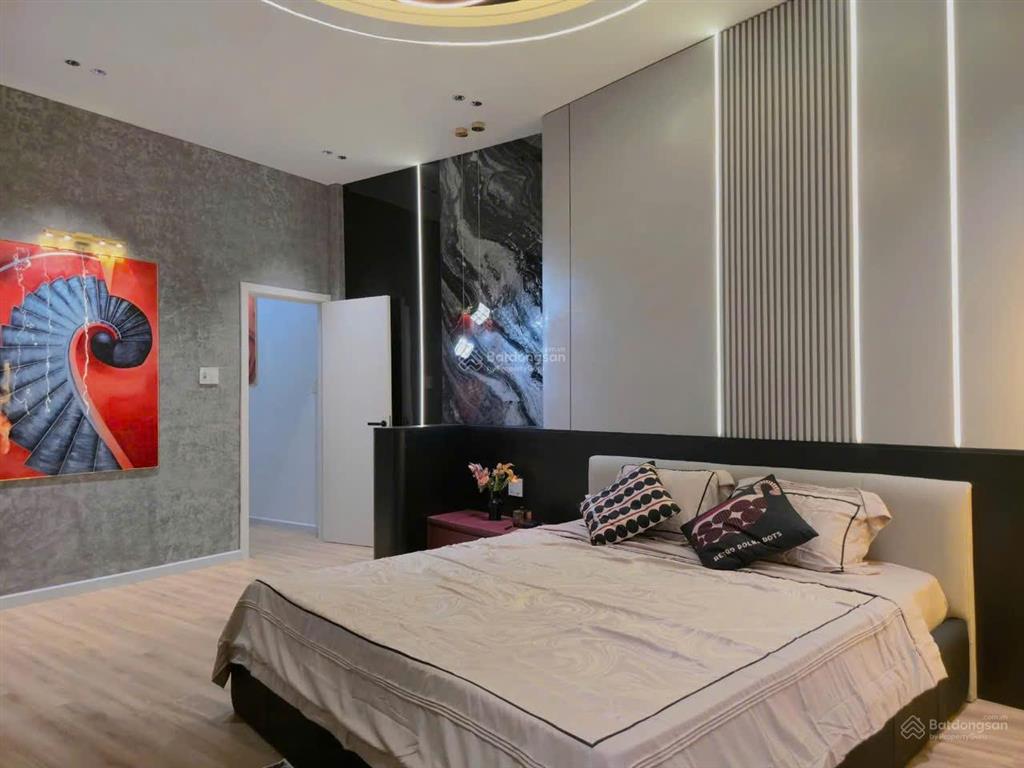 Bán nhà mặt tiền 3 tầng châu thượng văn, đà nẵng
