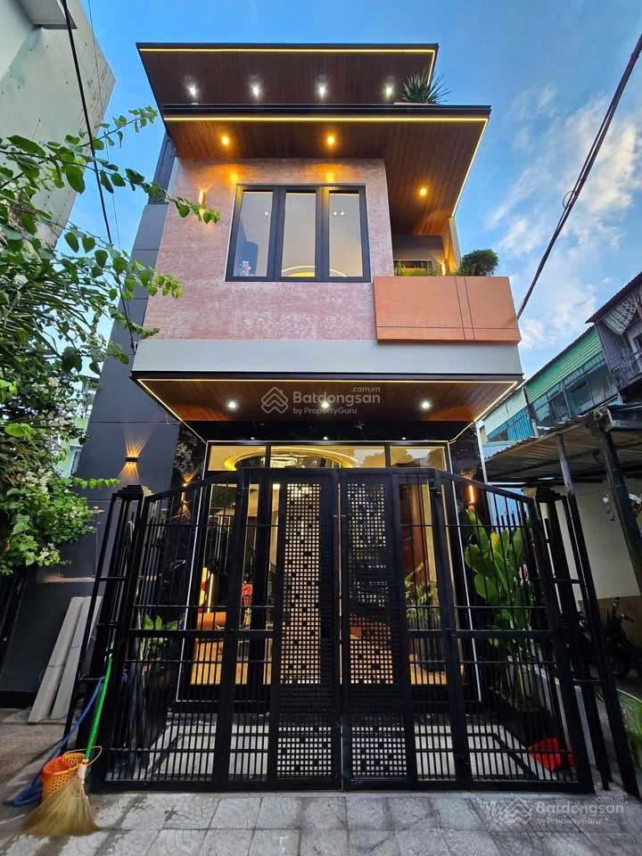 Bán nhà mặt tiền 3 tầng châu thượng văn, đà nẵng