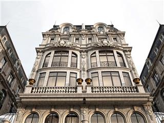 Cần chuyển nhượng căn biệt thự song lập v4  02, diện tích 149m2 x 5 tầng + 1 hầm, 8.5m mt