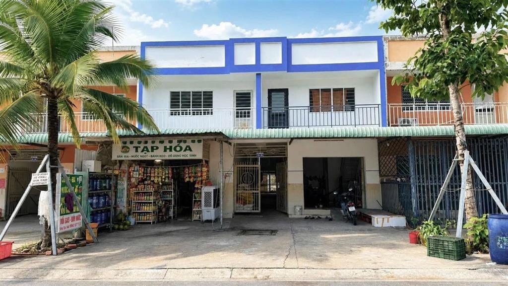 Kẹt tiền chủ cần bán dãy trọ 300m2 trọ sát chợ đêm bàu bàng 300m2. dòng tiền hàng tháng 14tr