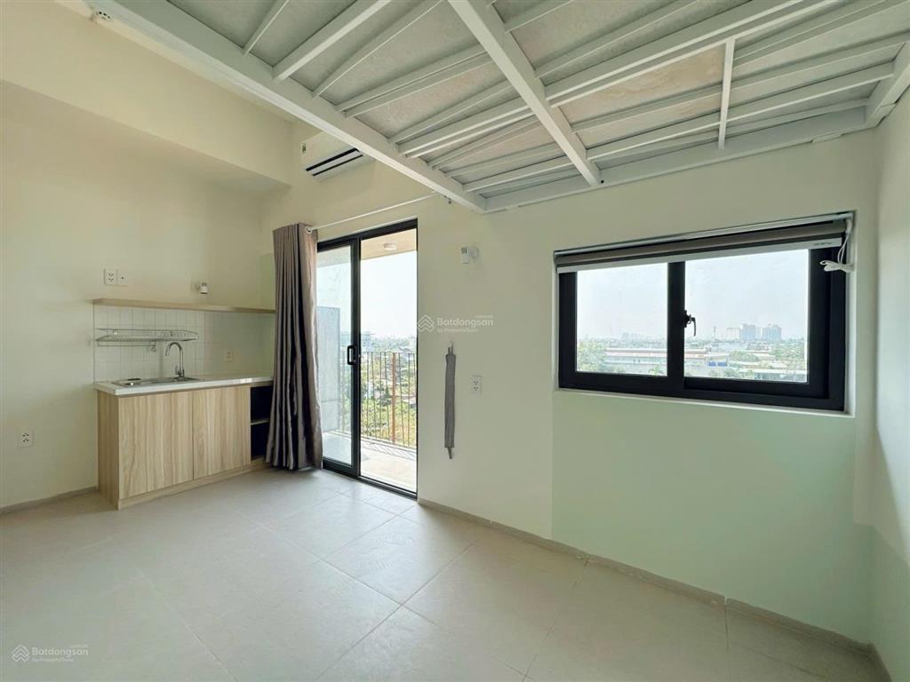 Căn hộ tiết kiệm có ban công thoáng ngay đại học tài chính marketing, đh fpt, khu cnc quận 9