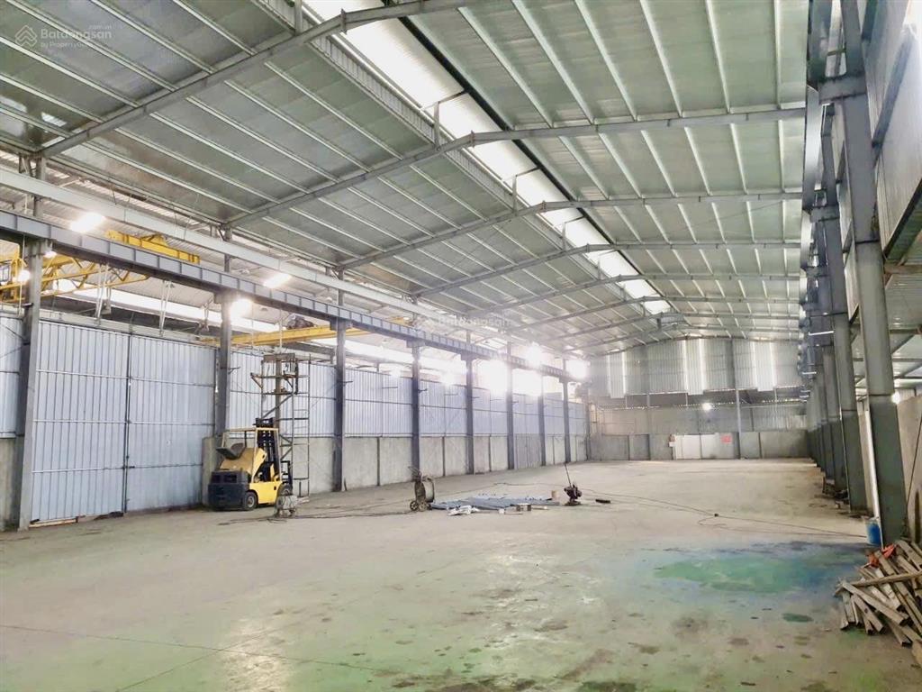 Chính chủ cho thuê kho, xưởng 1100 m, 1500 m (tại gần ql 32  phùng  đan phượng  hà nội )