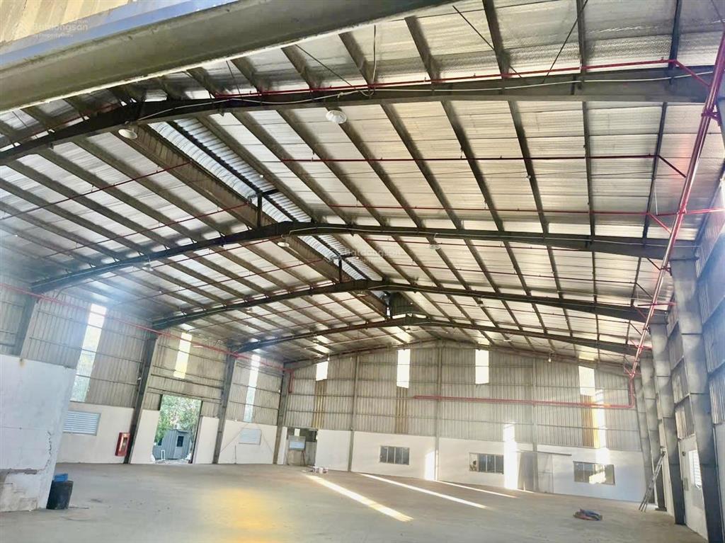 Chính chủ cho thuê kho, xưởng 2000 m (tại cụm cn  lệ chi  gia lâm  hà nội )