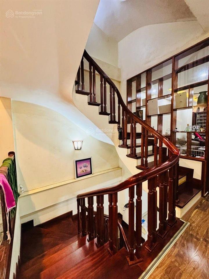 Vị trí kim cương1 nhà ra phốsát hồ tây lộng giócông năng 4 ngủ dân xây chất lượngdt 57 m2