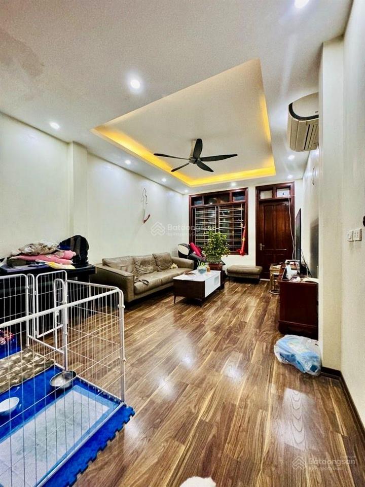 Vị trí kim cương1 nhà ra phốsát hồ tây lộng giócông năng 4 ngủ dân xây chất lượngdt 57 m2