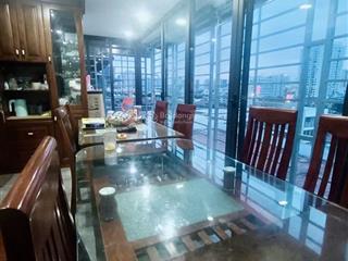 Căn hộ cc dt sổ 62 m2sử dụng 99 m2view hồ giảng võ9 tầng thang máynhà đẹp3 phòng ngủ thoáng