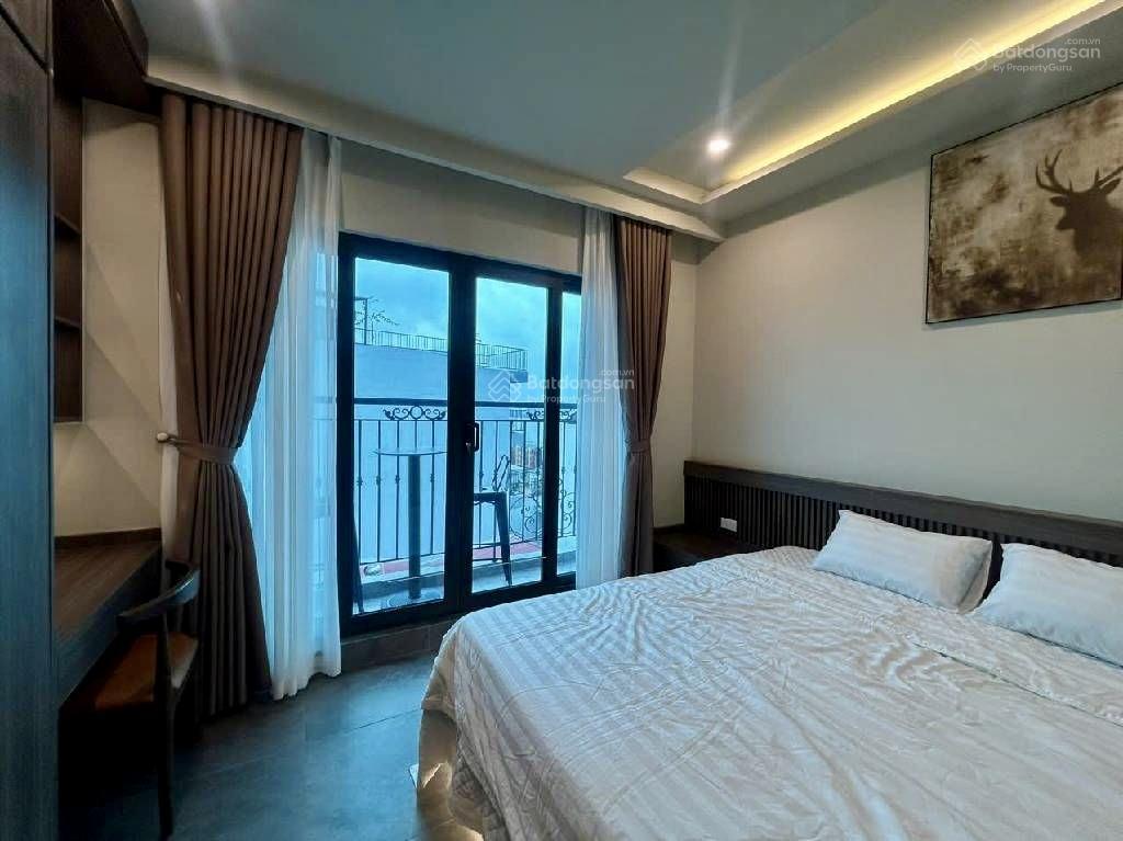 *apartment vị trí vàng view hồ tây mặt ngõ rộng thang máy13 phòng đôi khép kín full đồ cao cấp