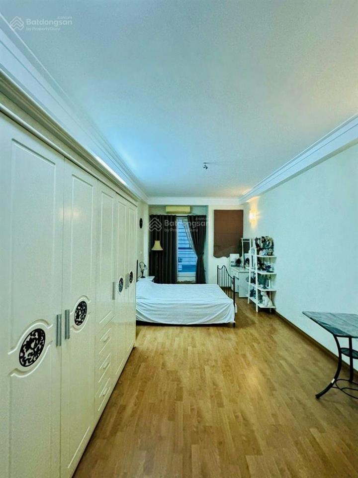 Nhà đẹp  nở hậu  54 m25 tầng 6 ngủ công năng tối ưu 2 thoáng đi bộ thể dục hồ tâythông