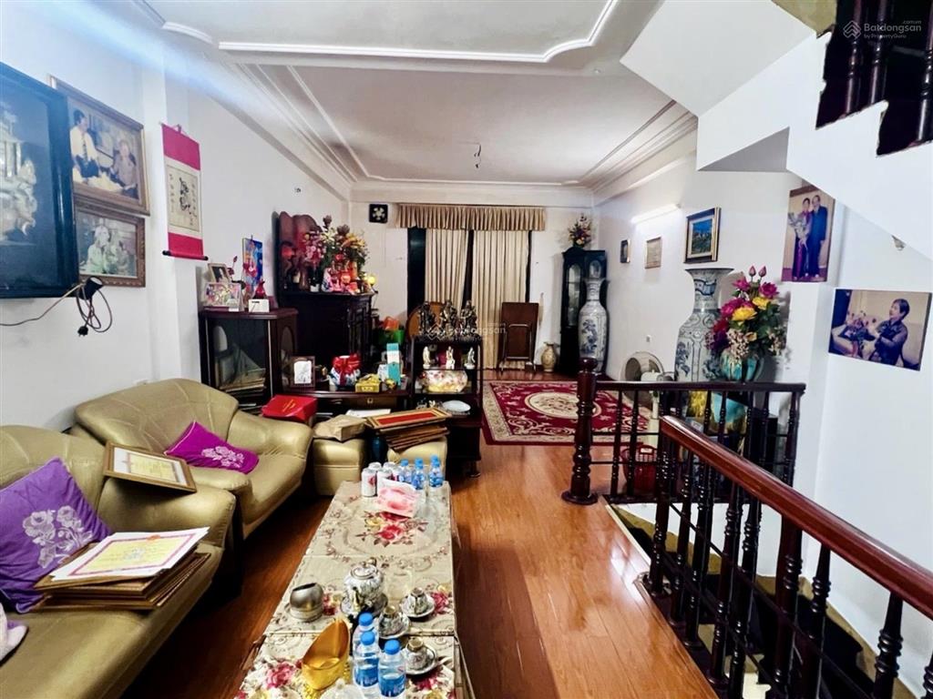 *tây hồthể dục hồ tây vài bước ra phố võng thị gần ôtôkhông qhdân xây5 tầngdt 70 m216 tỷ