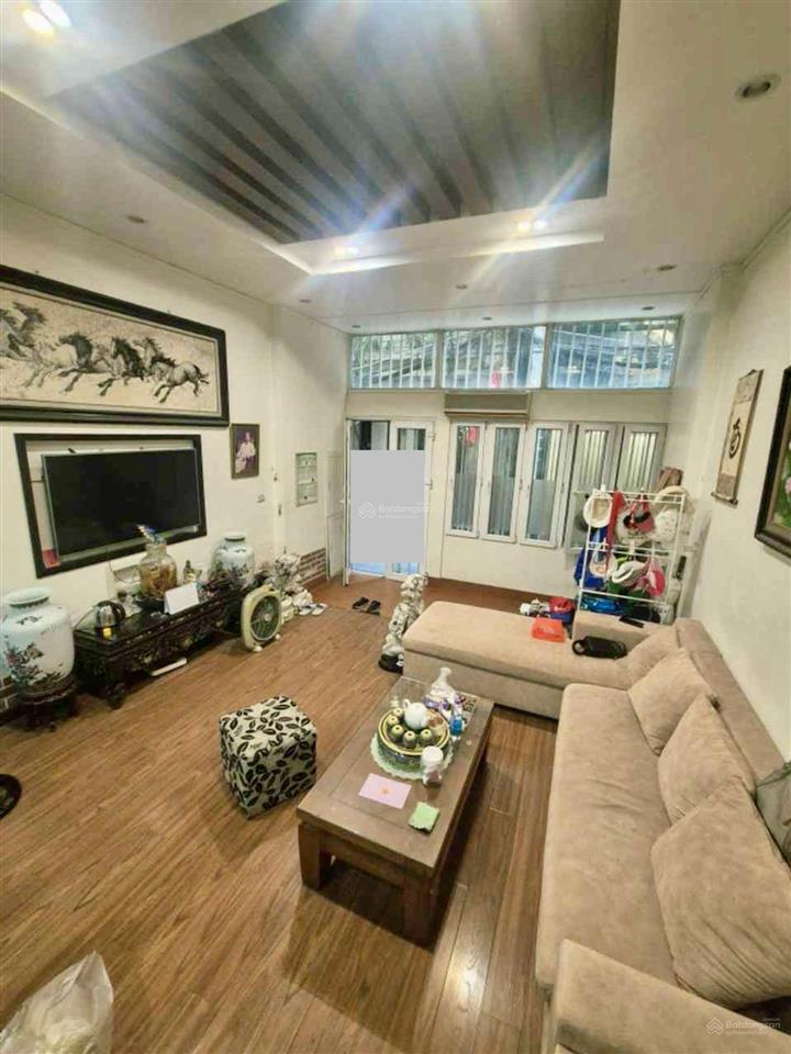 Lạc long quân  thôngmấy bước ra hồ tâyphân lôô tô lùi cửa ô chờ thang máysổ chính chủ 55 m2