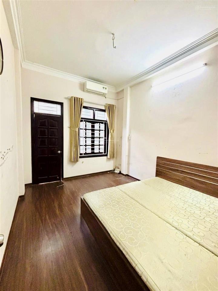 Cầu giấydân xây 33 m25 ngủở ngayngõ rộng thônggần phố nguyễn khánh toàn sổ đẹp ssgd