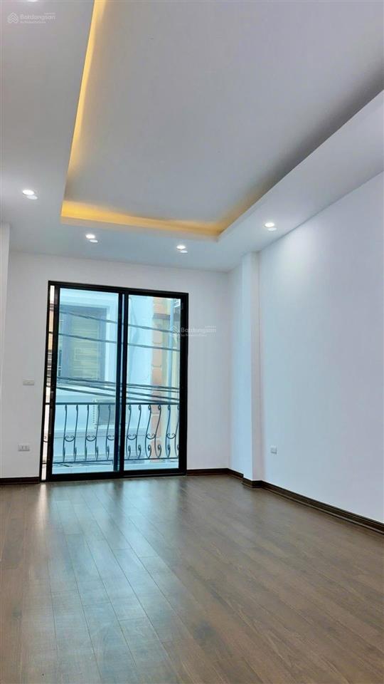 Tây hồ  trước nhà ô tô tránh  ngõ thông  kinh doanh  6 tầng thang máy full nội thất 55m2 7pn kk
