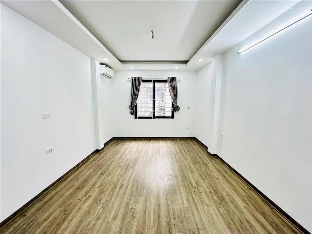 *lô gócdân xây mới koongvài bước ra ô tô  ngõ rộng thônggần phố tôn đức thắng53 m11 tỷ hơn