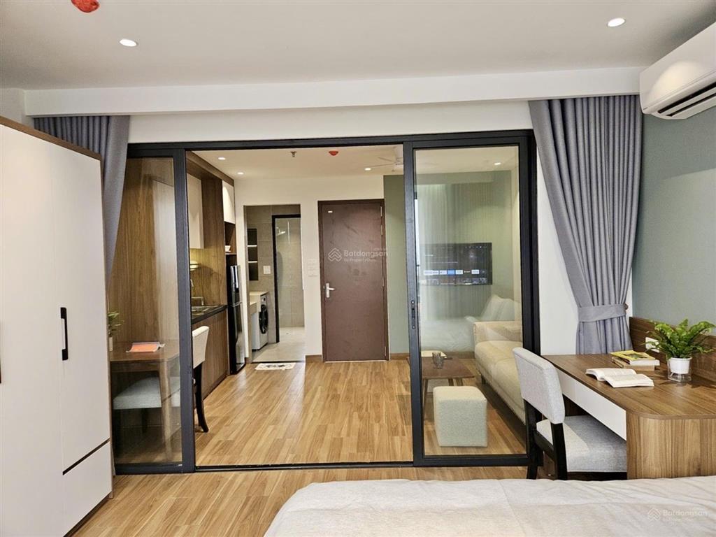 *26,x tỷapartment nhật chiêu  view hồ tây ngõ ô tô9 tầng thang máyfull nội thât dòng tiền tôt