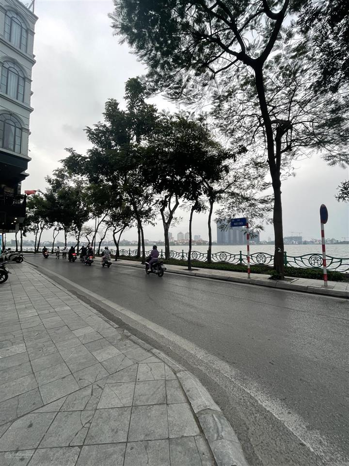 *26,x tỷapartment nhật chiêu  view hồ tây ngõ ô tô9 tầng thang máyfull nội thât dòng tiền tôt