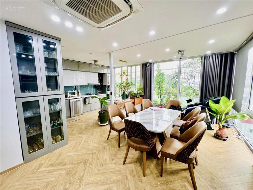 *ba đìnhnhà đẹp dòng tiền 80tr/th 95 m27 tầng thang máy  mặt tiền to 3 bước ô tô tránh đỗ cửa