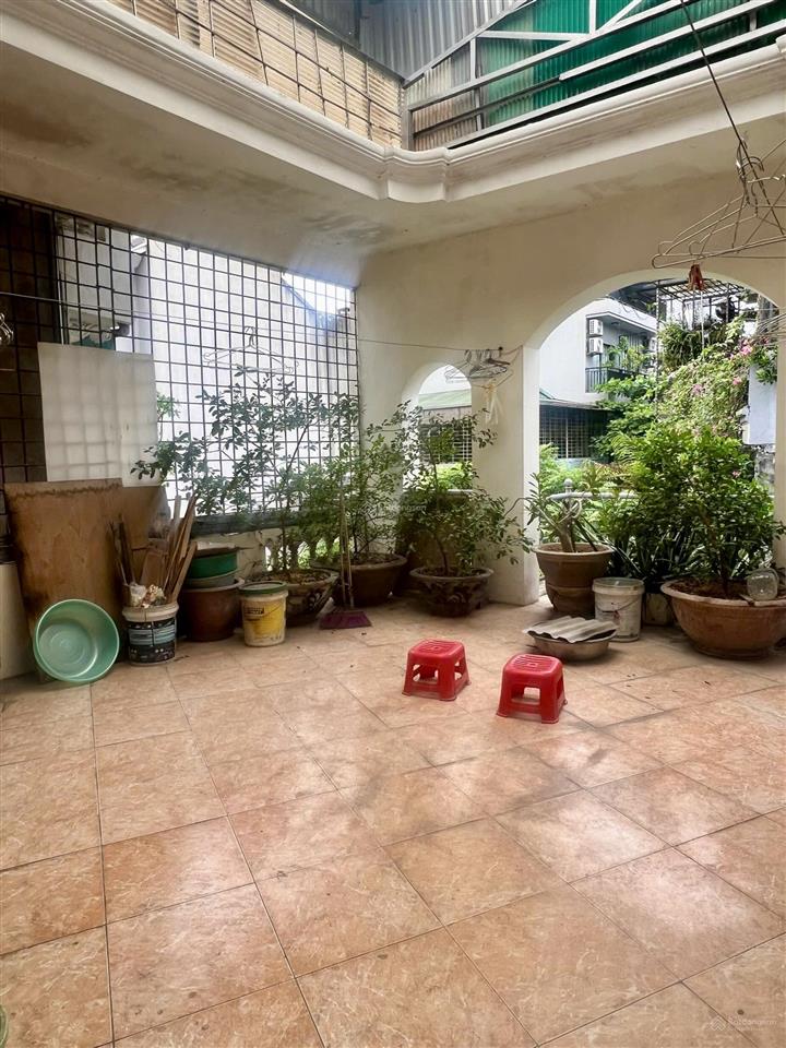 *ba đìnhngõ thông gần phốđội cấndân xây chất lượngô chờ thang máy  63 m2mặt tiền 5 m