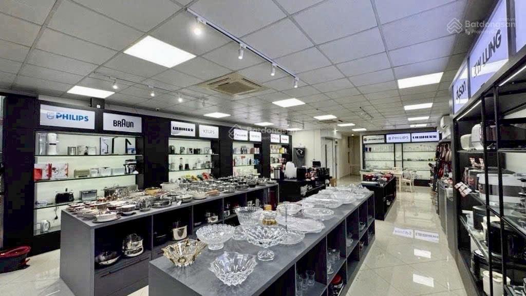 *nhà mặt phố  140 m27 tầngmt 7,8 mét vỉa hè thênh thanggần hồ tây  kinh doanh văn phòng đinh
