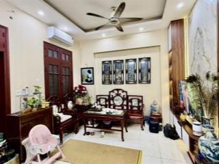 *hoàng quốc việtphân lô ô tô lùi cửa ngõ tomặt tiền 5 msổ chính chủ sẵn sàng38m2nhỉnh 13 tỷ