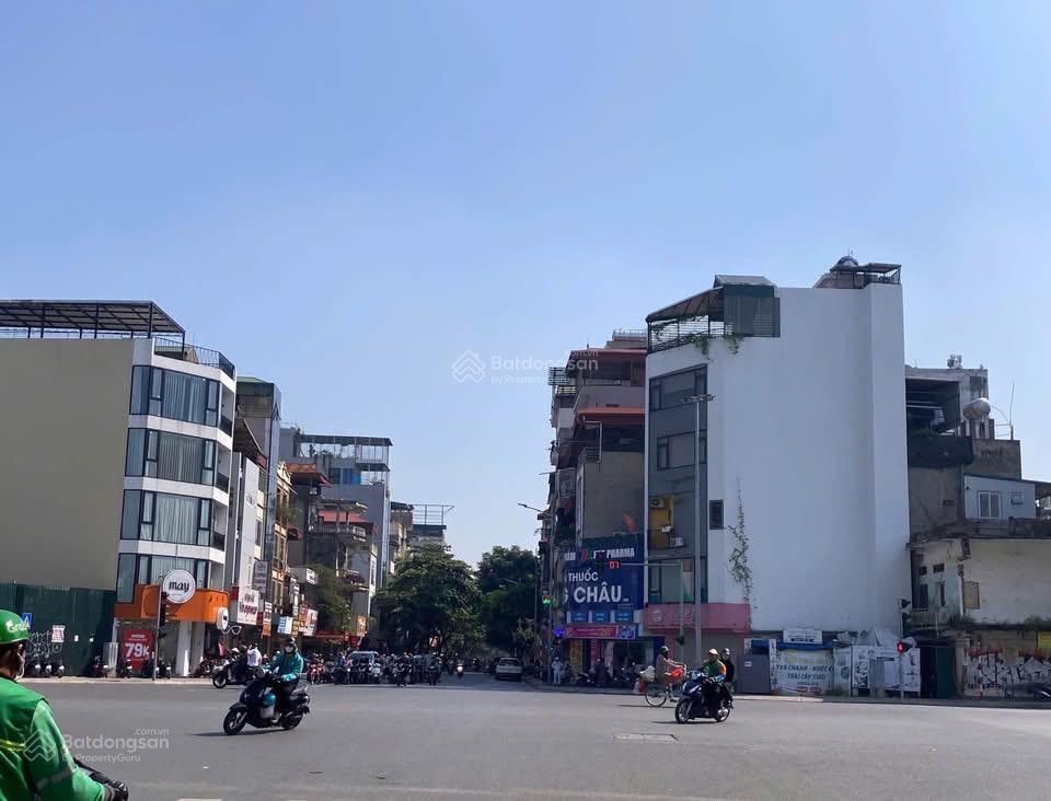 Dòng tiền 800 triệu/nămlô gócmặt đường ô tô tránh vỉa hè 20 m mặt tiền nguyễn văn cừ  thông