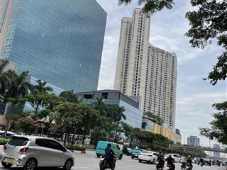 Yên hoà nhà đẹpphân lô  3 bước ra ô tô  mặt ngõ thẳng tắp dt55 m2 thửa vuôngnở hậu 14 tỷ