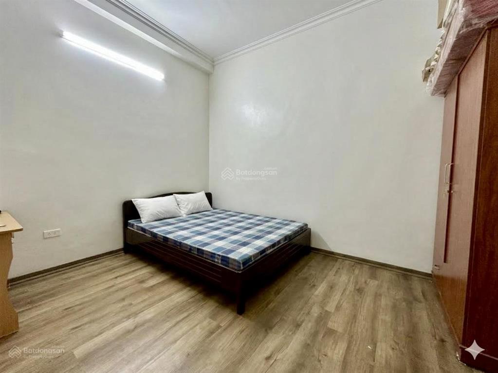 Yên hoà nhà đẹpphân lô  3 bước ra ô tô  mặt ngõ thẳng tắp dt55 m2 thửa vuôngnở hậu 14 tỷ