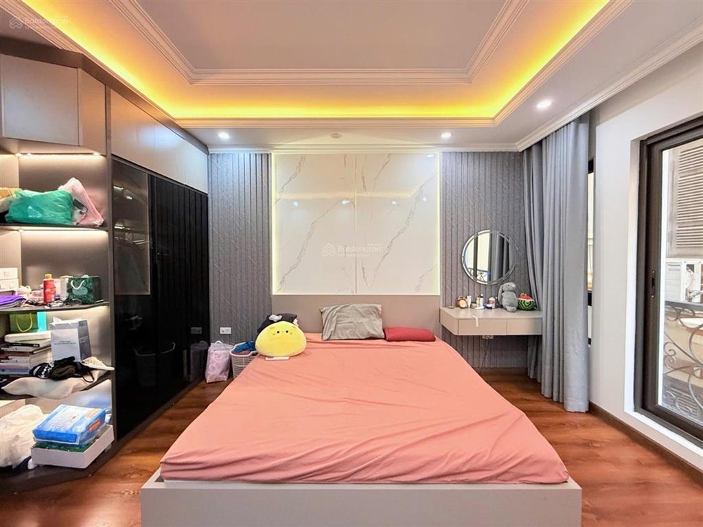 Tây hồ vị trí tuyệt đẹp 1 nhà ra ô tô tránh mặt ngõ rộng thoáng  6 tầng full nội thất