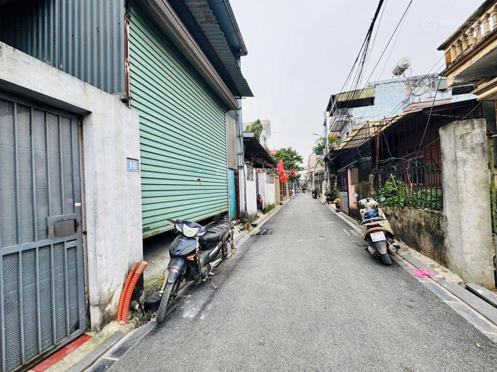 Bán đất tặng nhà cấp 4  tt quang minh  mê linh hà nội ô tô tận cửa  giá chỉ 2.5 tỷ
