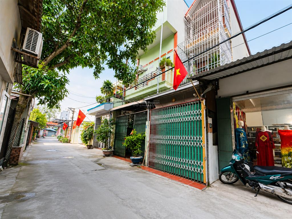 Bán nhà nam hồng, đông anh 63m² nhà 3 tầng ô tô vào nhà, gần võ văn kiệt, giá 3,75 tỷ
