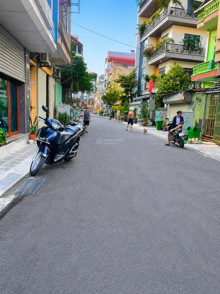 Bán tòa nhà 5 tầng kim chung, thiên lộc đông anh, 78m2 dòng tiền 20 triệu/tháng, giá 10,9 tỷ