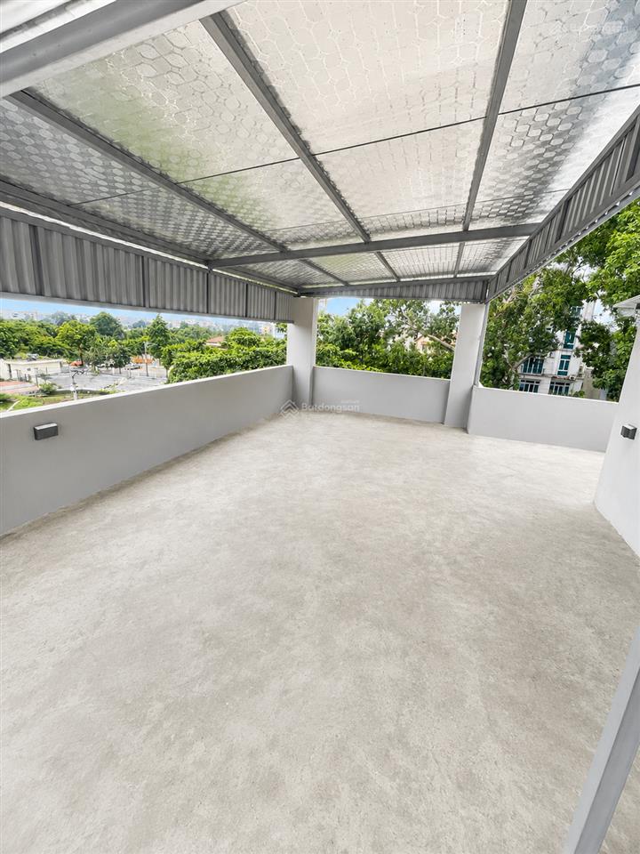 Bán nhà 4 tầng tt chi đông, quang minh, mê linh view chợ ô tô 7 chỗ đỗ cửa chỉ 4,4 tỷ