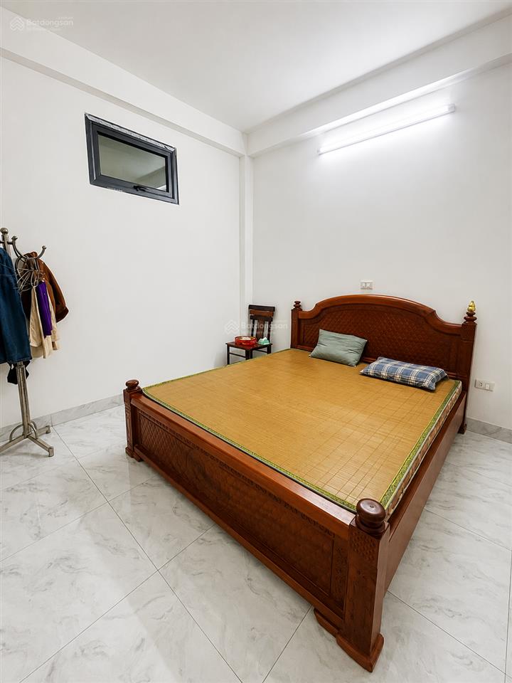 Bán nhà 4 tầng tt chi đông, quang minh, mê linh view chợ ô tô 7 chỗ đỗ cửa chỉ 4,4 tỷ
