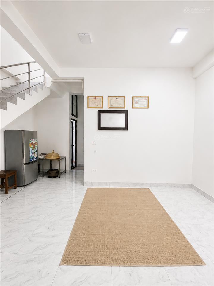 Bán nhà 4 tầng tt chi đông, quang minh, mê linh view chợ ô tô 7 chỗ đỗ cửa chỉ 4,4 tỷ